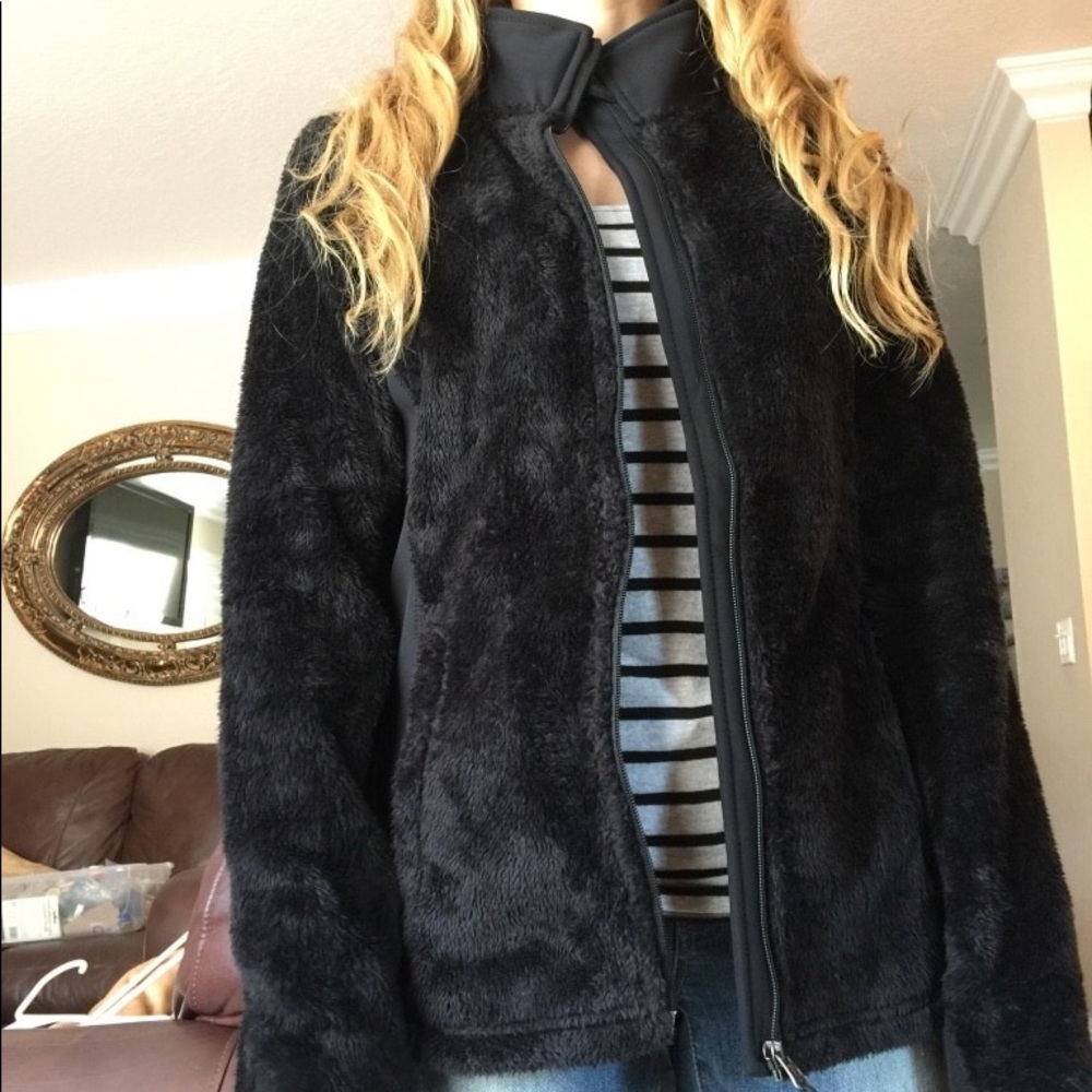 Snozu brand new women's size small zip-up jacket